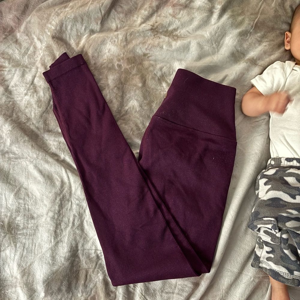 NWOT Spiritual Gangster Leggings